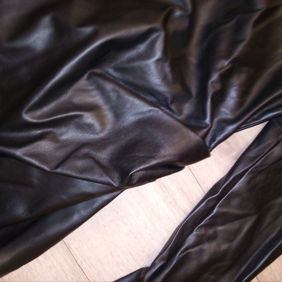 ASOS OFF SHOULDER FAUX LEATHER MINI DRESS WITH SIDE SPLIT  US 10 **NWT** - Picture 3 of 5